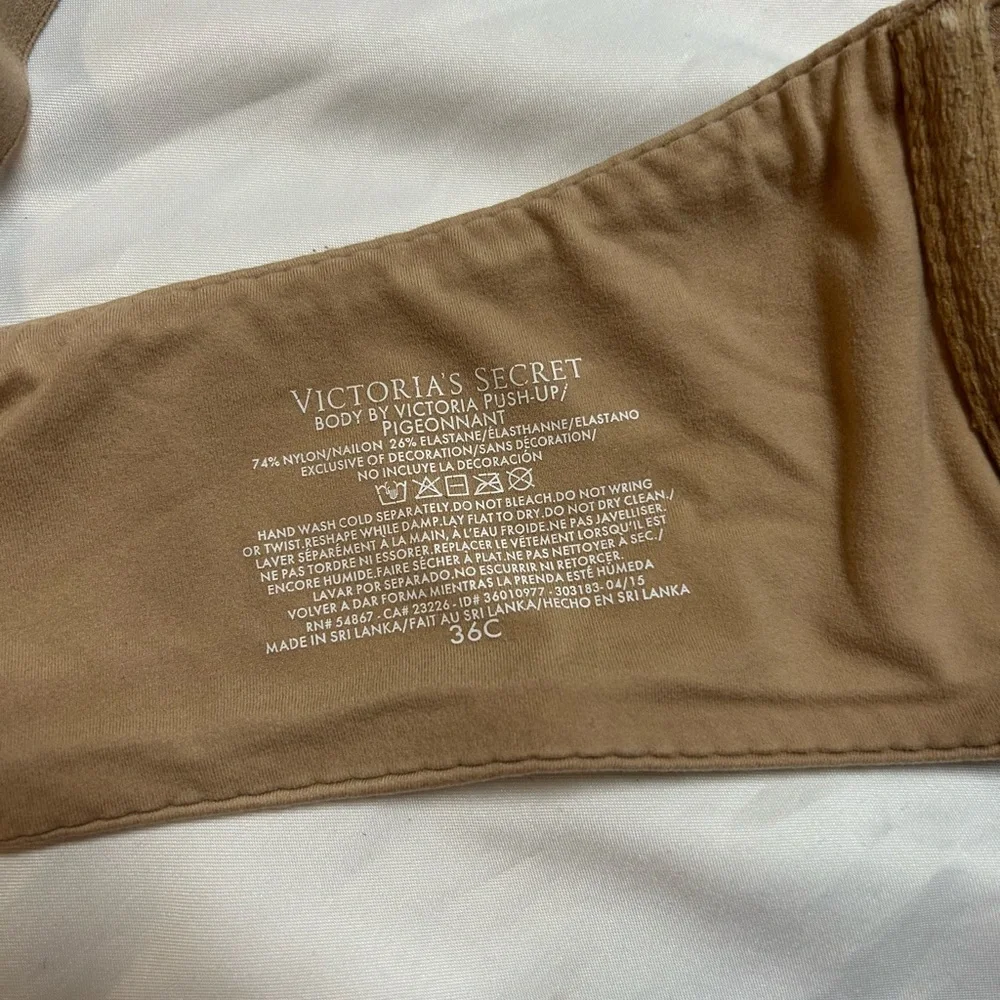 Victoria's Secret Body by Victoria Full Coverage Push Up Bra